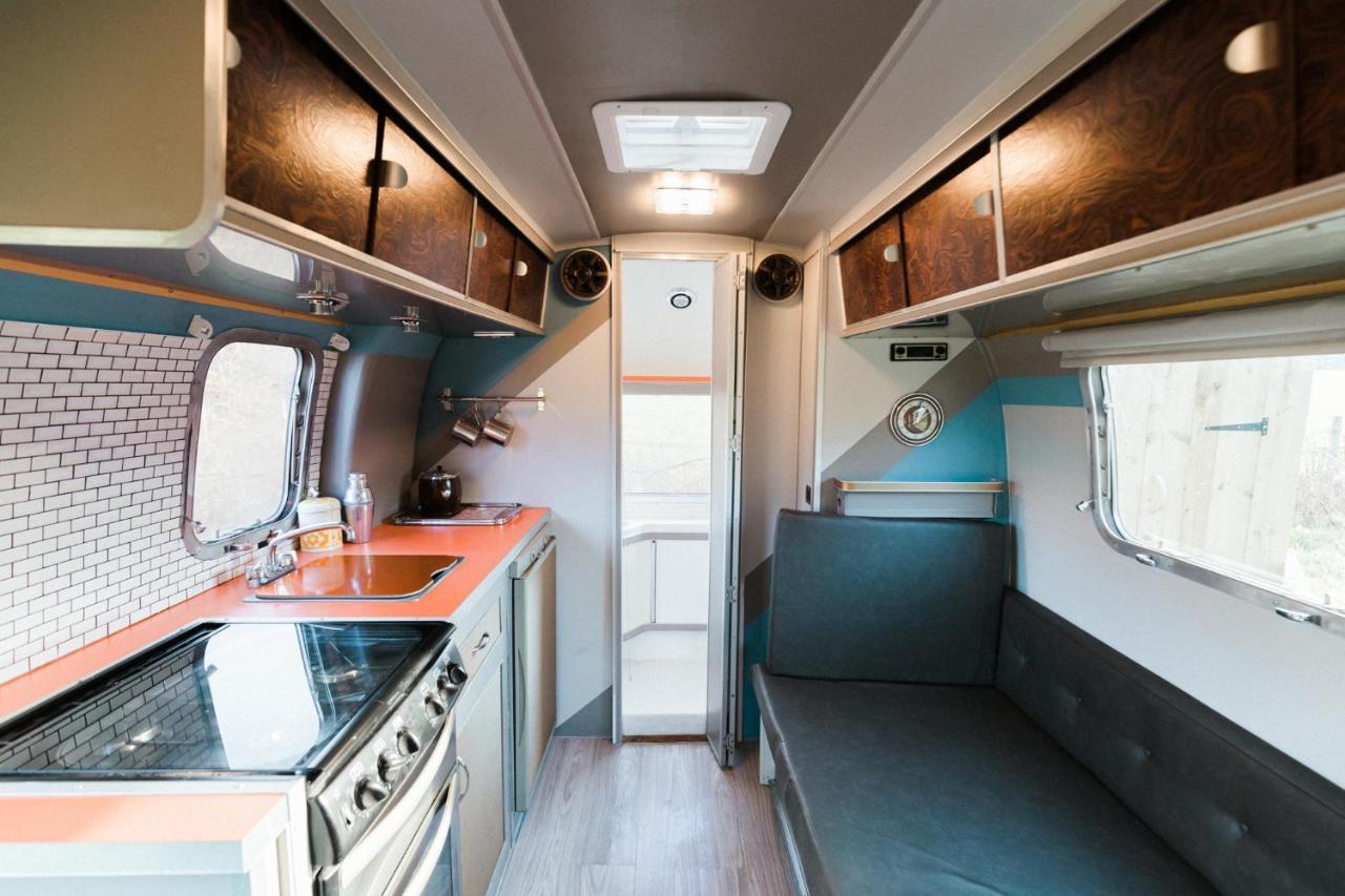 Silver Airstream Glamping & Rental Chichester Eksteriør bilde