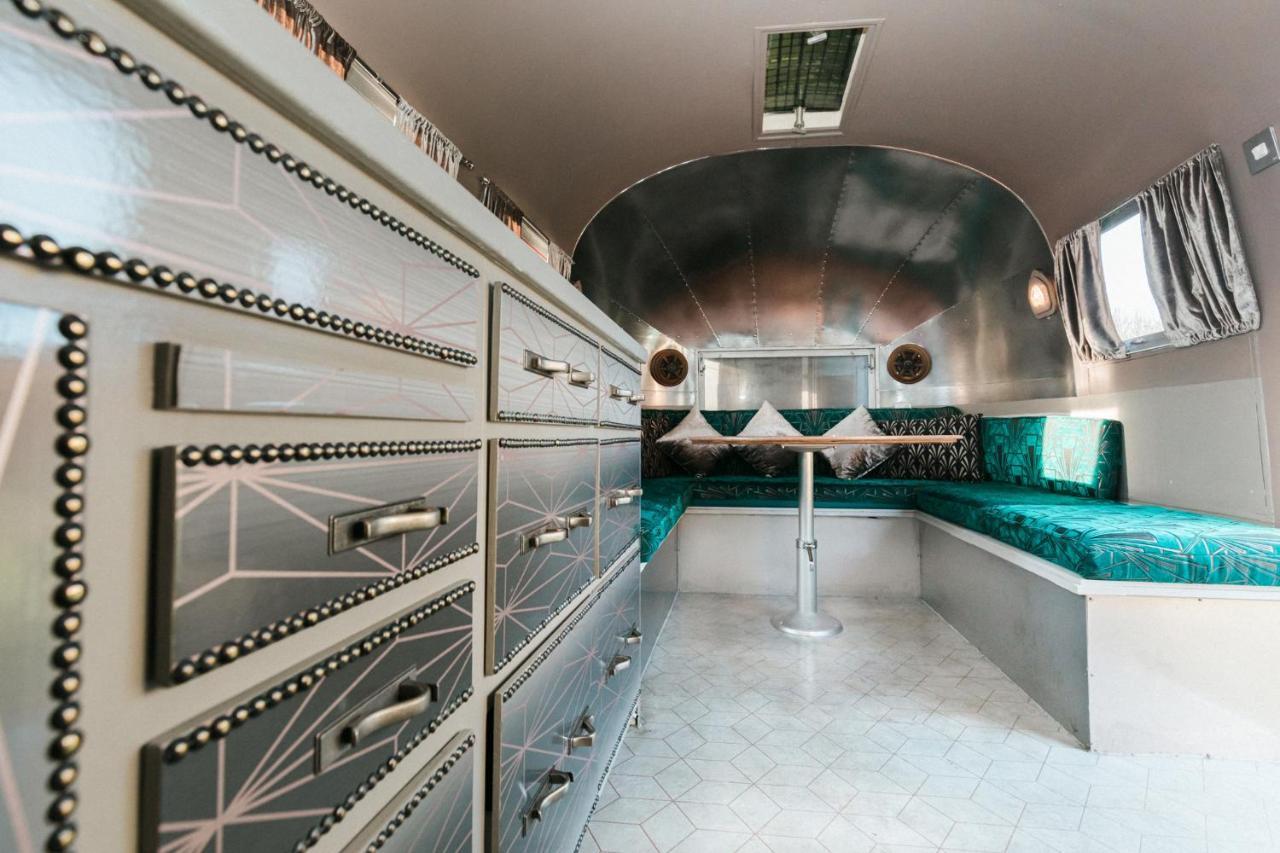 Silver Airstream Glamping & Rental Chichester Eksteriør bilde