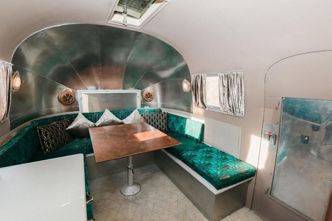 Silver Airstream Glamping & Rental Chichester Eksteriør bilde