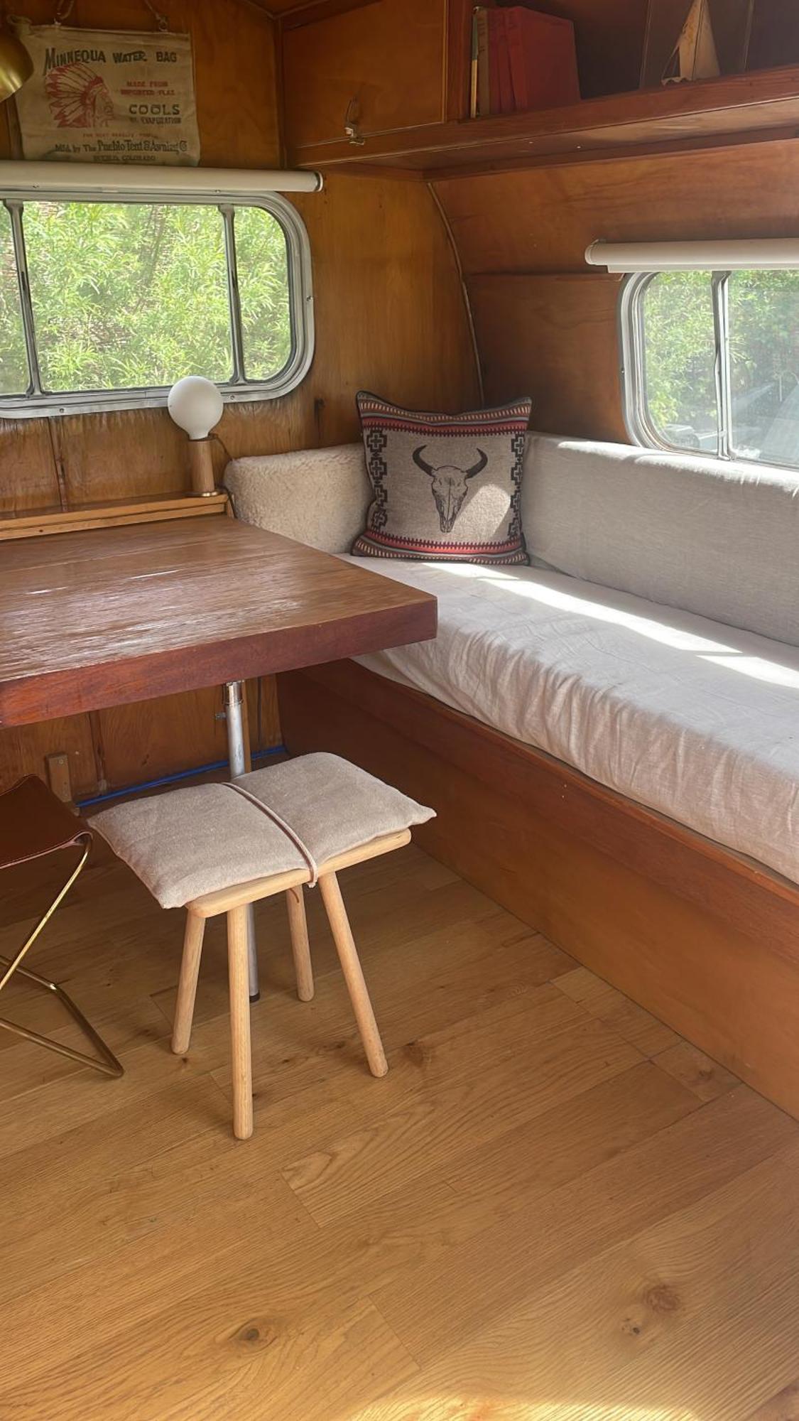 Silver Airstream Glamping & Rental Chichester Eksteriør bilde